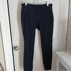 Classic Navy Women's Pullon Jeans